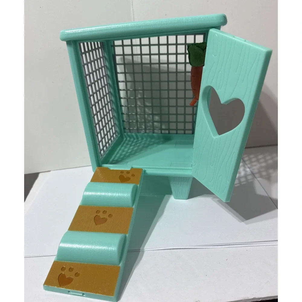 2016‎ American Girl  Rabbit HUTCH With Carrot Water Bottle Wellie Wishers DNG51